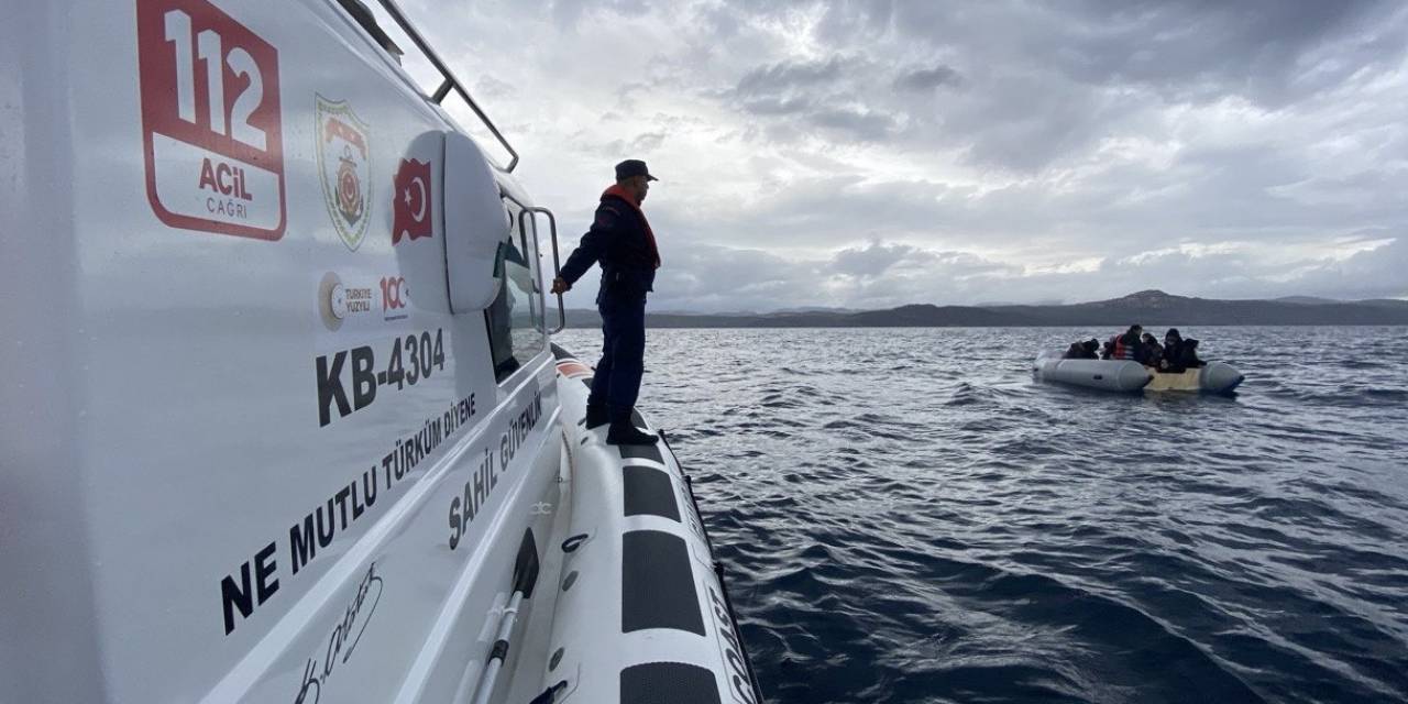Yunan Unsurlarınca Ölüme Terk Edilen 23 Kaçak Göçmen Kurtarıldı