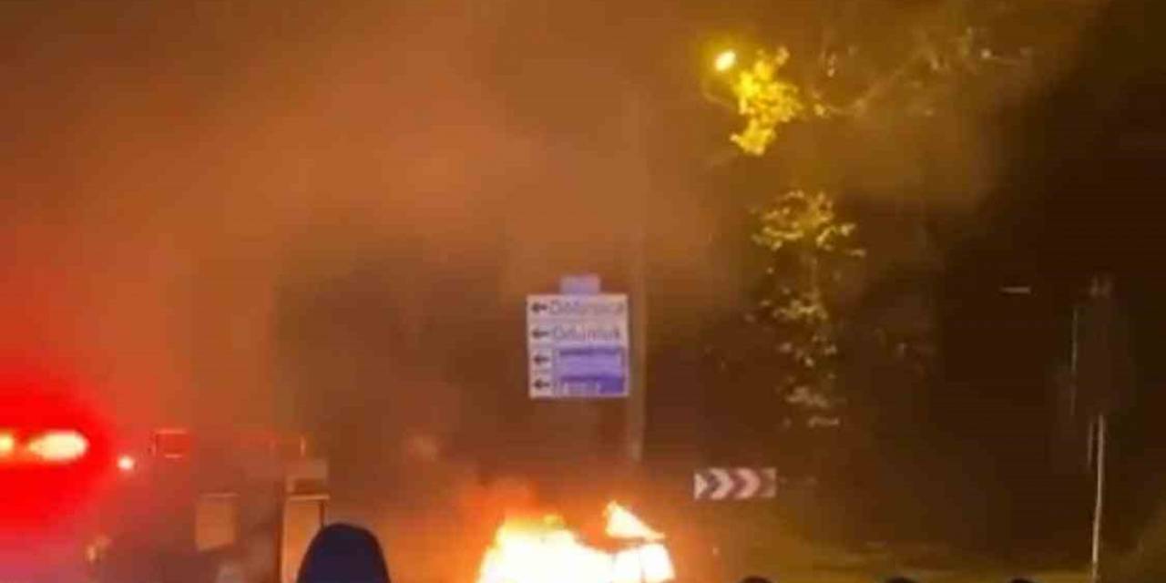 Bursa’da 3 Araç Alev Alev Yandı