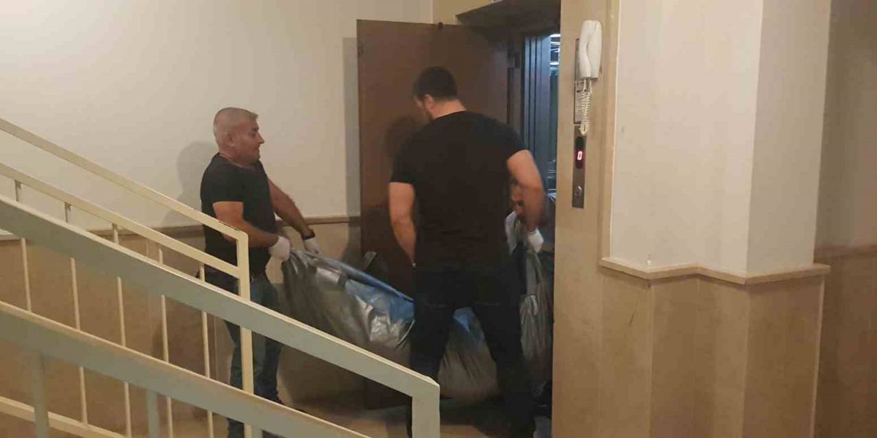 Oğluyla İnternet Üzerinden Konuşurken Kalp Krizi Geçiren Alman Adamı Ambulans İçin Kimse İkna Edemedi