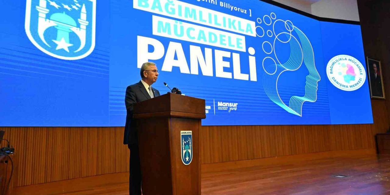 Ankara Büyükşehir Belediyesi’nden "Bağımlılıkla Mücadele" Paneli