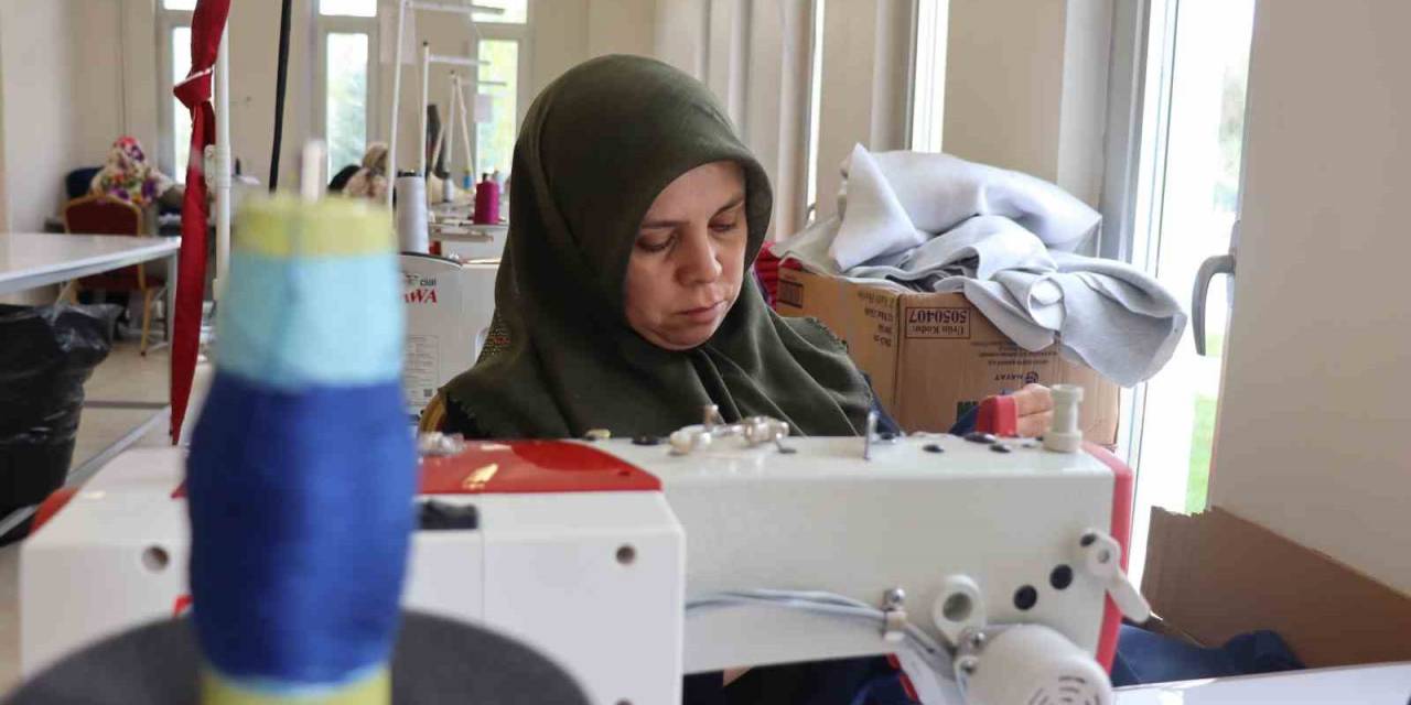 Tekstil Üreterek Başladılar, Ekonomiye Katkı Sunuyorlar