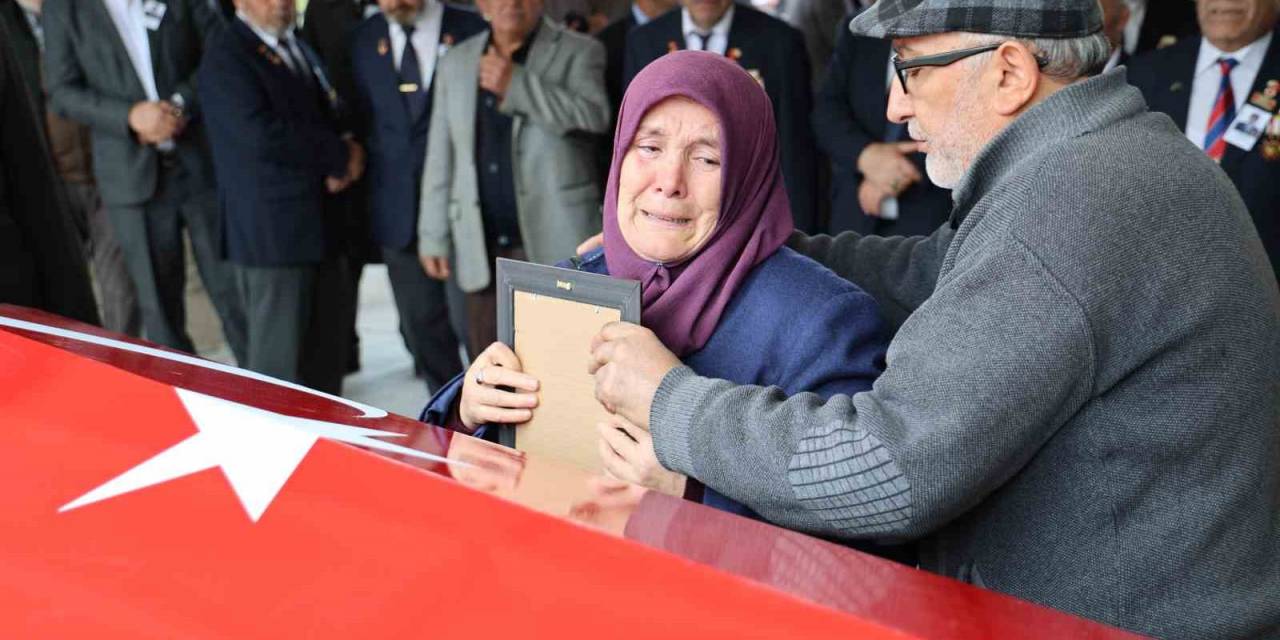 91 Yaşındaki Kore Gazisi Hayatını Kaybetti