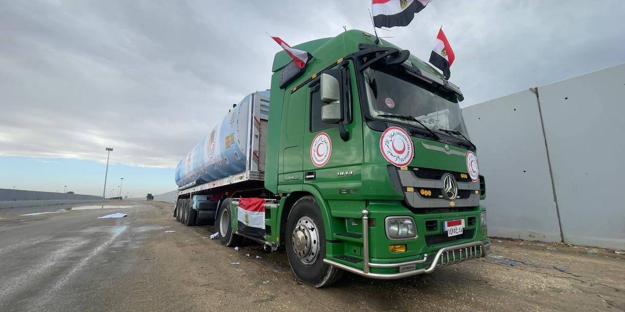 Gazze Şeridi’ne 7 Ekim’den Bu Yana İlk Kez Yakıt Girişine İzin Verildi