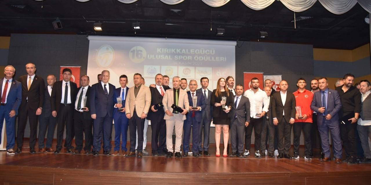 Başkan Ergün Yılın Büyükşehir Belediye Başkanı Seçildi