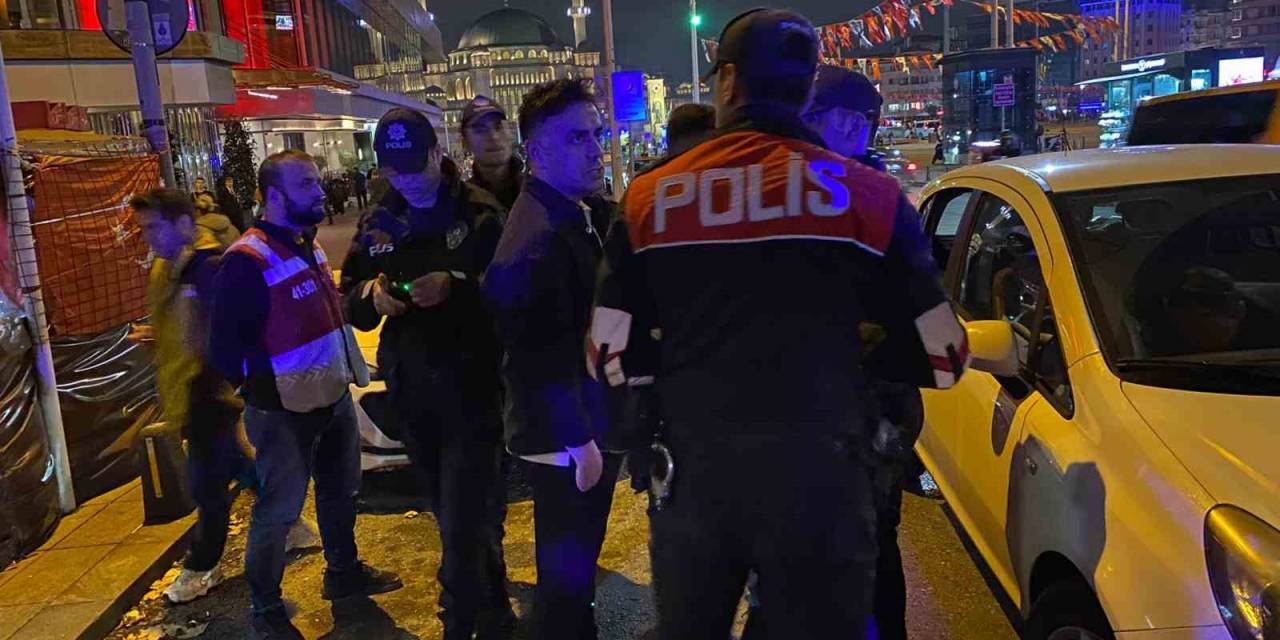 Taksim’de Helikopter Destekli Huzur Uygulaması: Denetimde Pompalı Tüfek Ele Geçirildi