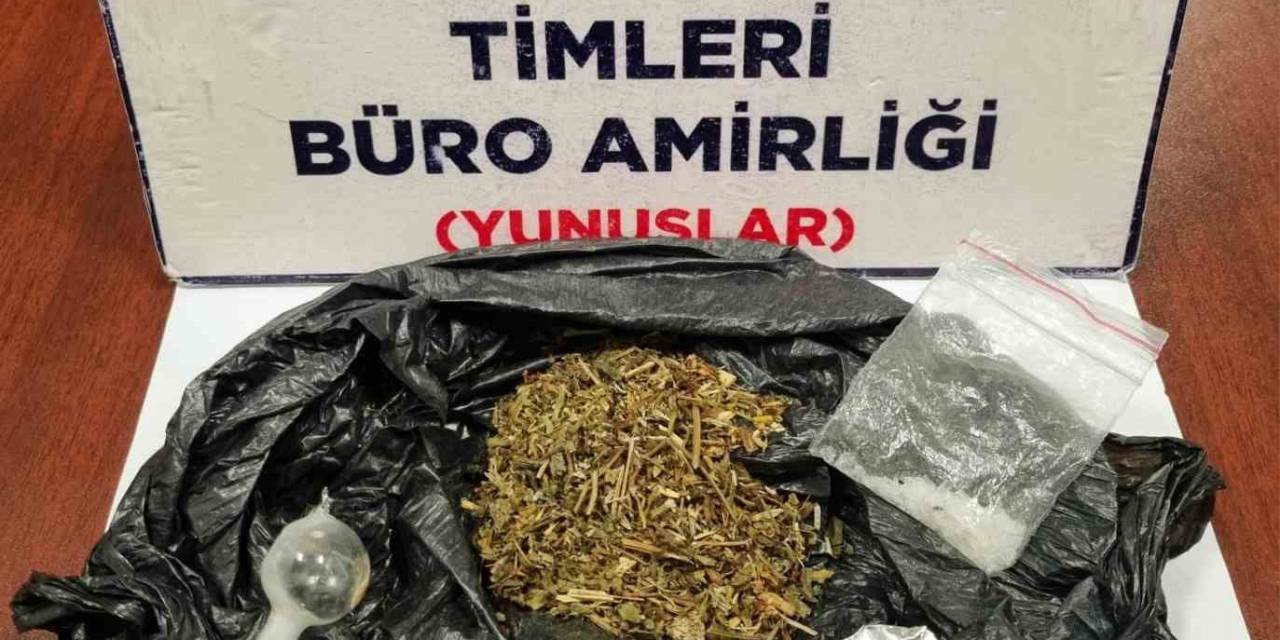 Kütahya’da Yunus Timleri Bir Araçta Uyuşturucu Ele Geçirdi