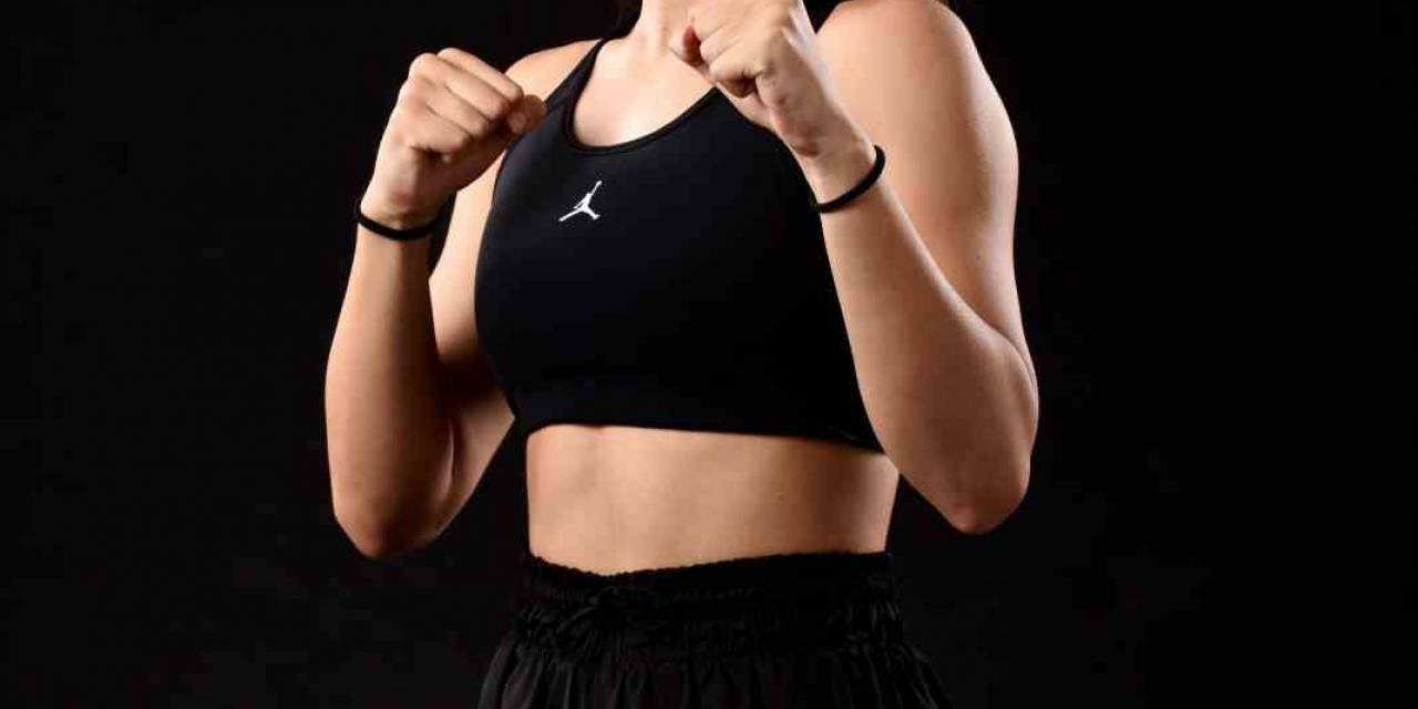 Ringlerin Dişi Aslanı