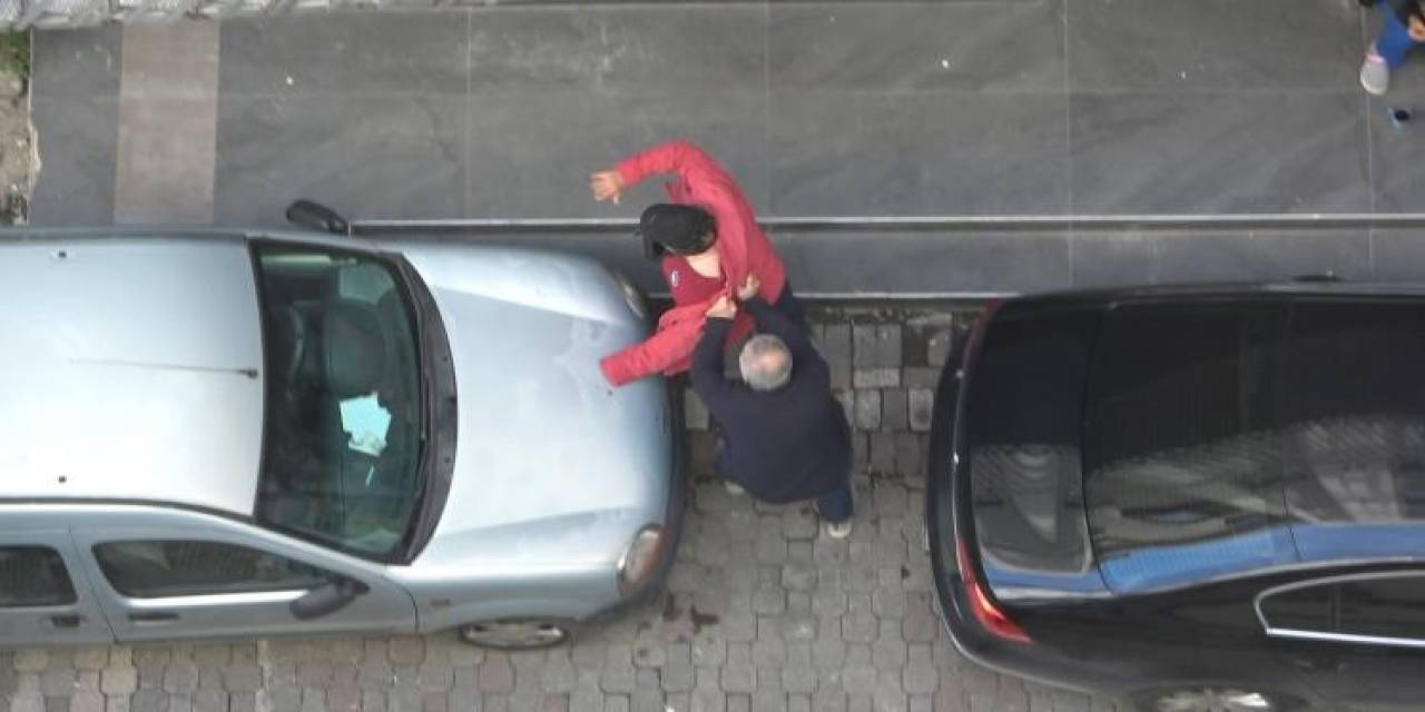 Para Meselesi Yüzünden Birbirlerine Girdiler