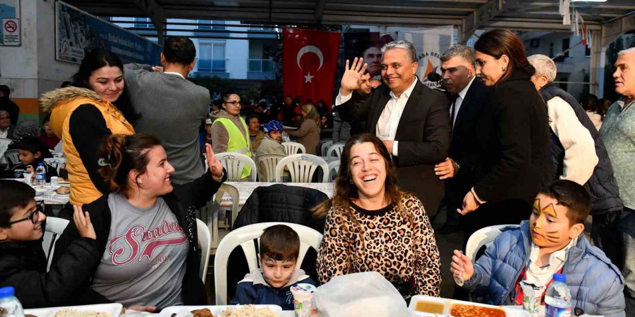 Muratpaşa’dan Komşu Sofrası