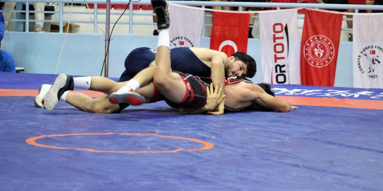 Türkiye Güreş Federasyonu Başkan Vekili Kerim Salman: "Olimpiyat Madalyalarıyla Ülkemize Dönüş Yapacağız"