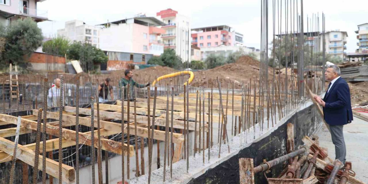 Köşk’te Yarı Olimpik Yüzme Havuzunda Çalışmalar Hız Kesmiyor