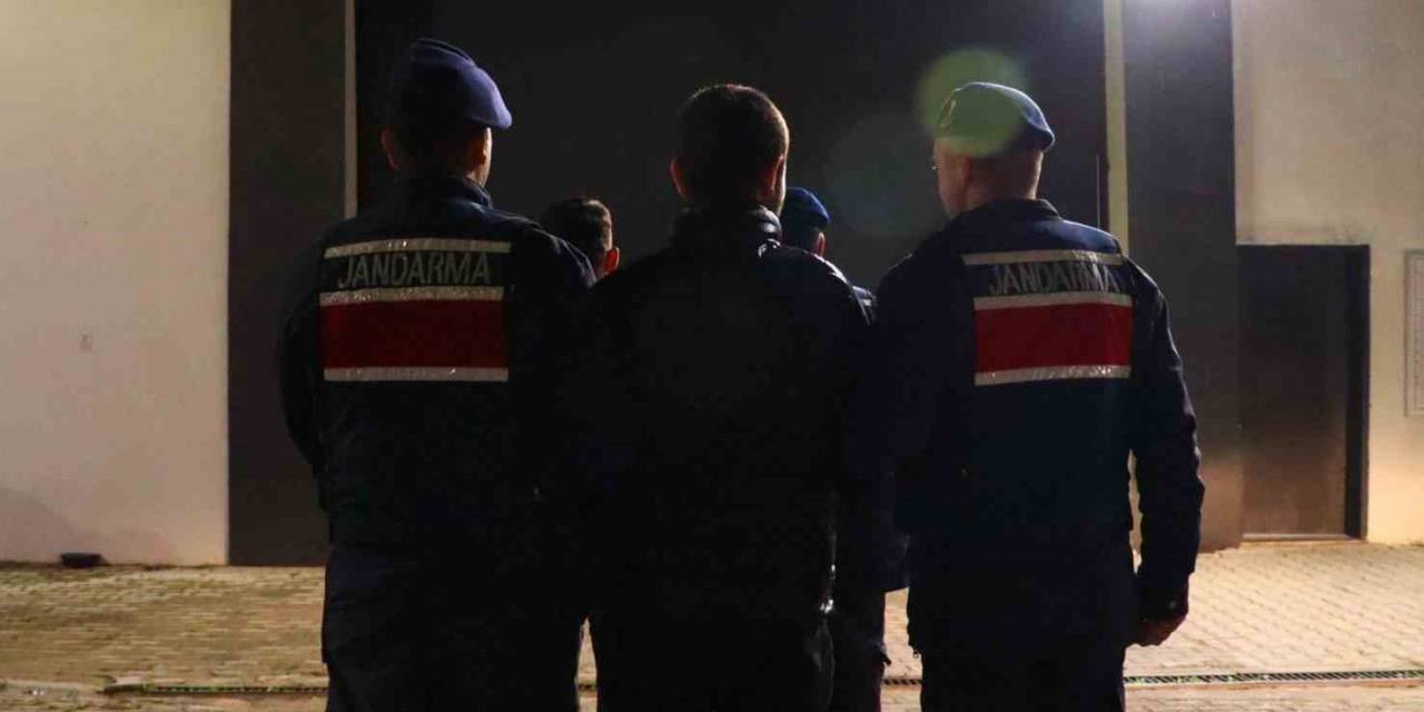 Edirne’de Tekne Motorlarını Çaldığı İddiasıyla Gözaltına Alınan 5 Şüpheliden 2’si Tutuklandı