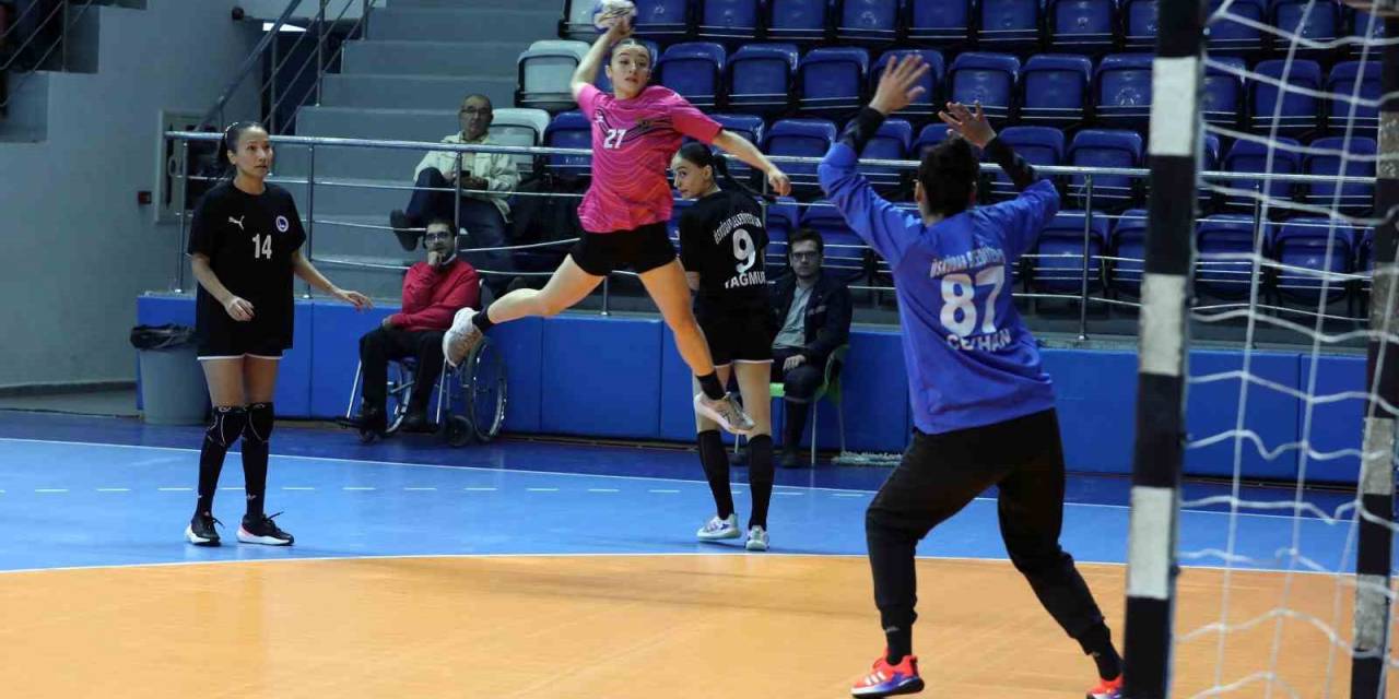 Yenimahalle Belediyesi Sk, Üsküdar’ı İki Farkla Geçti