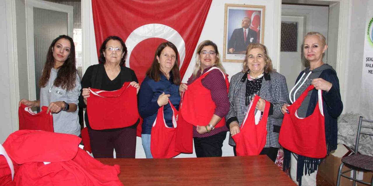 Tişörtler Çantaya Dönüştü Kadınlara Gelir Kapısı Oldu