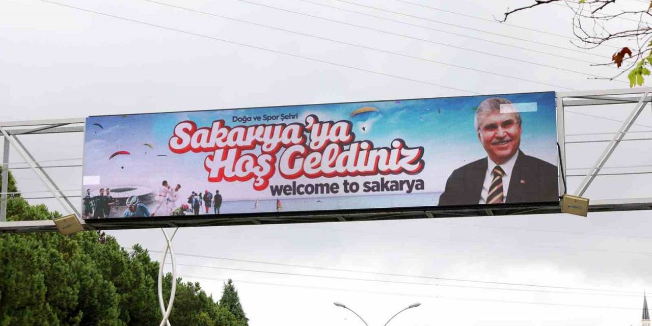 Sakarya Büyükşehir Değişken Mesaj Sistemi Ağını Genişletiyor