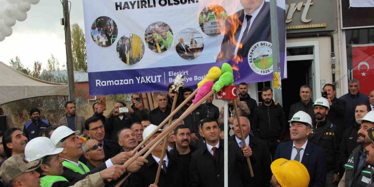 Eleşkirt’te 30 Yıllık Doğalgaz Hasreti Sona Erdi