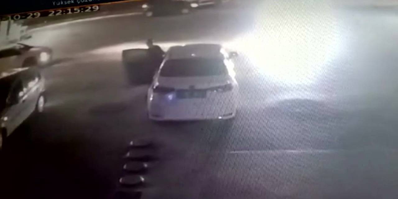Çekmeköy’de Akaryakıt İstasyonunda Araç Çalan Şüpheli Yakayı Ele Verdi