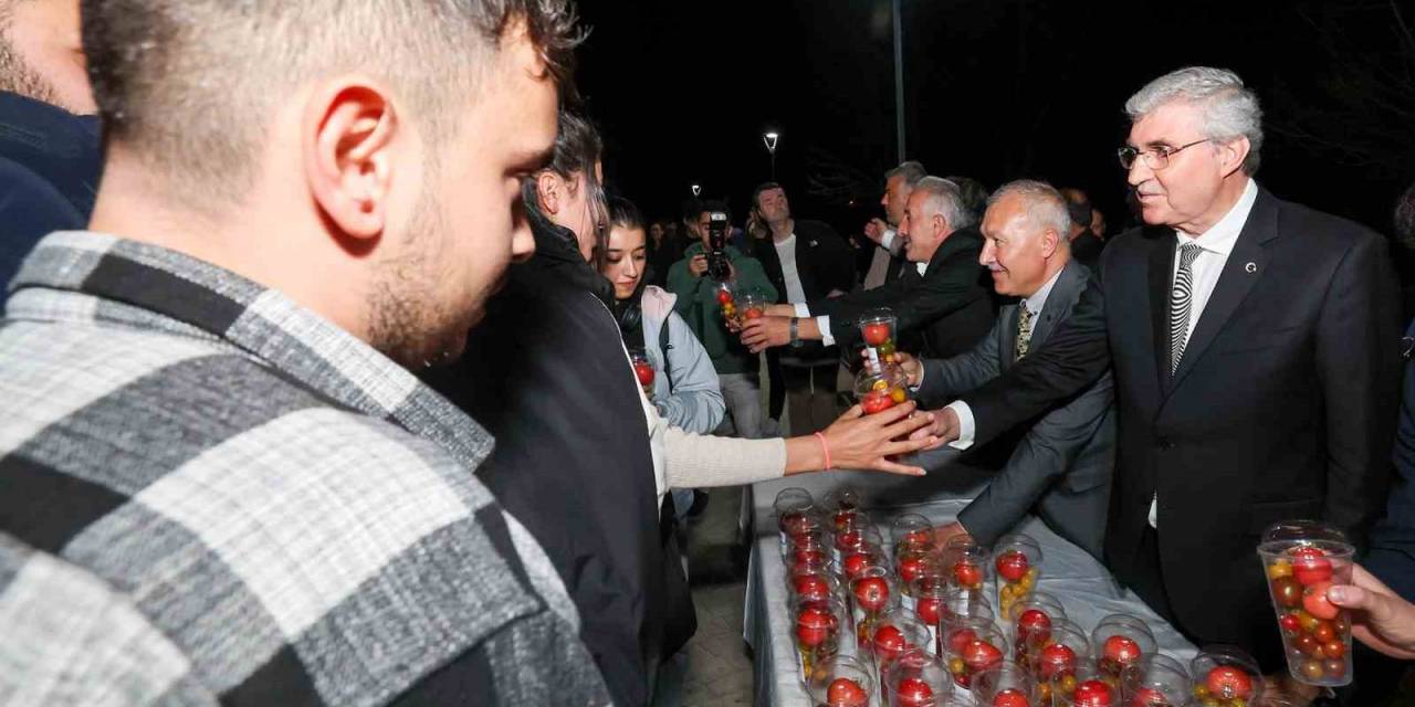 Başkan Yüce: "Sakarya, Tarımda Yetişen Gençleriyle Dünya Markası Olacak"