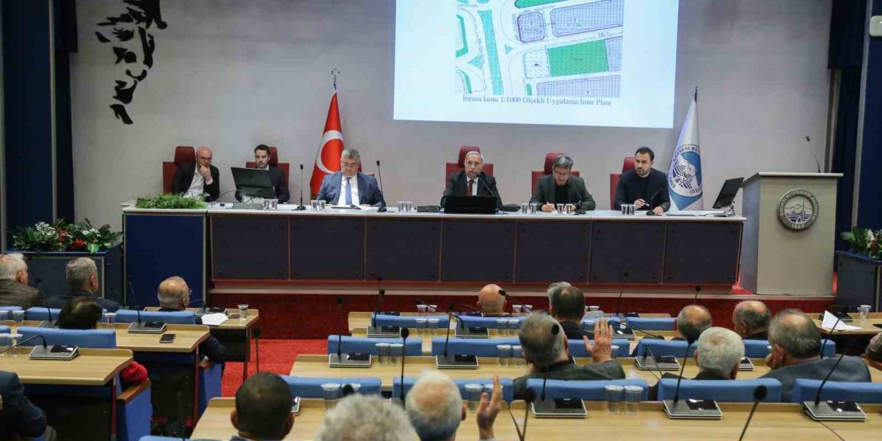 Büyükşehir Meclisinden 3 İlçeye Toplam 215 Milyon 850 Bin Tl’lik Ek Bütçe