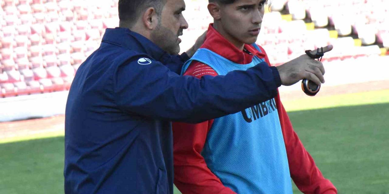 Balıkesirspor, Sebat Gençlikspor Deplasmanına Hazırlanıyor