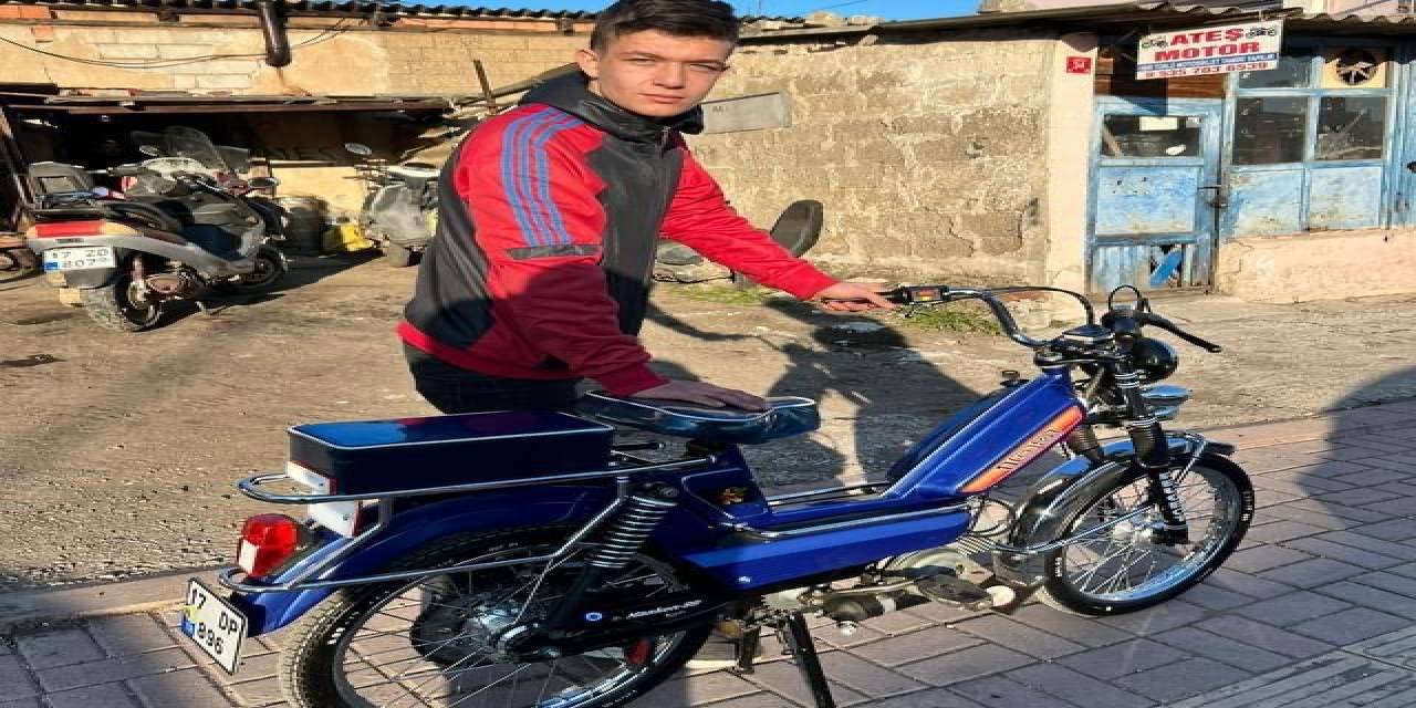 Kamyona Arkadan Çarpan Motosikletin Sürücüsü Hayatını Kaybetti
