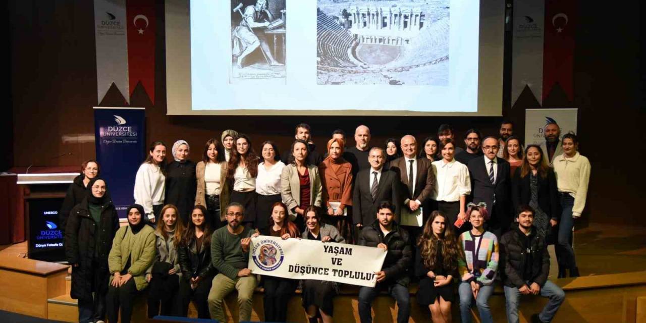 Düzce Üniversitesi’nde Dünya Felsefe Günü