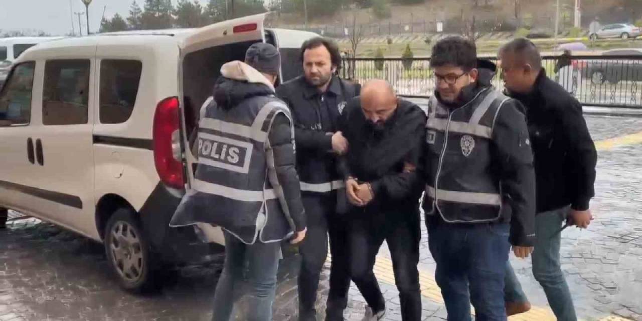 Sahte Araç İlanlarıyla Onlarca Kişiyi Dolandırmış: 55 Dolandırıcılık Olayının Faili Yakalandı