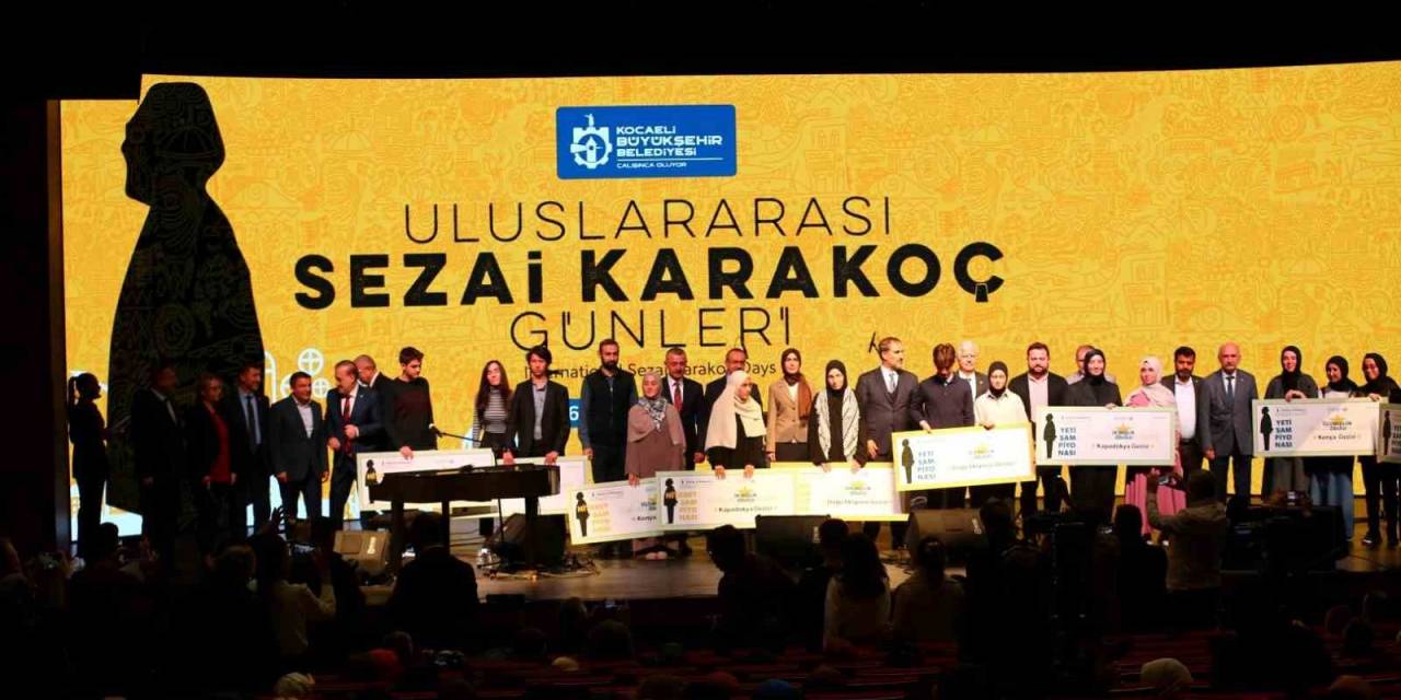 Üstat Karakoç Şiirleriyle Anıldı