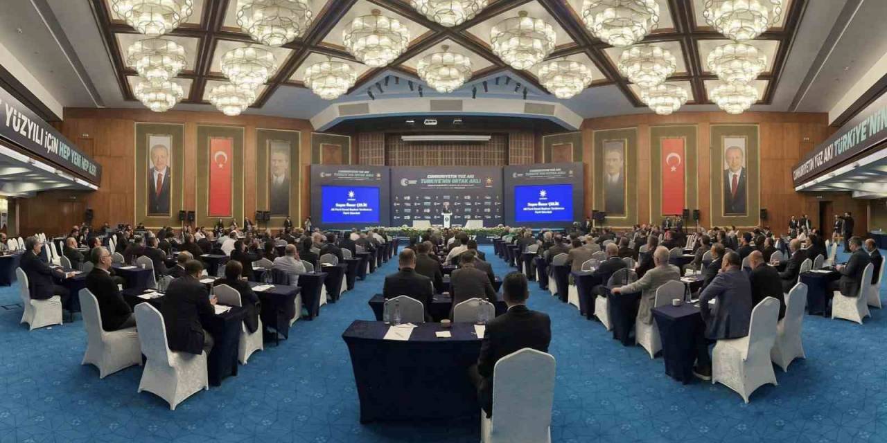 Ak Parti İl Başkanları Kampta