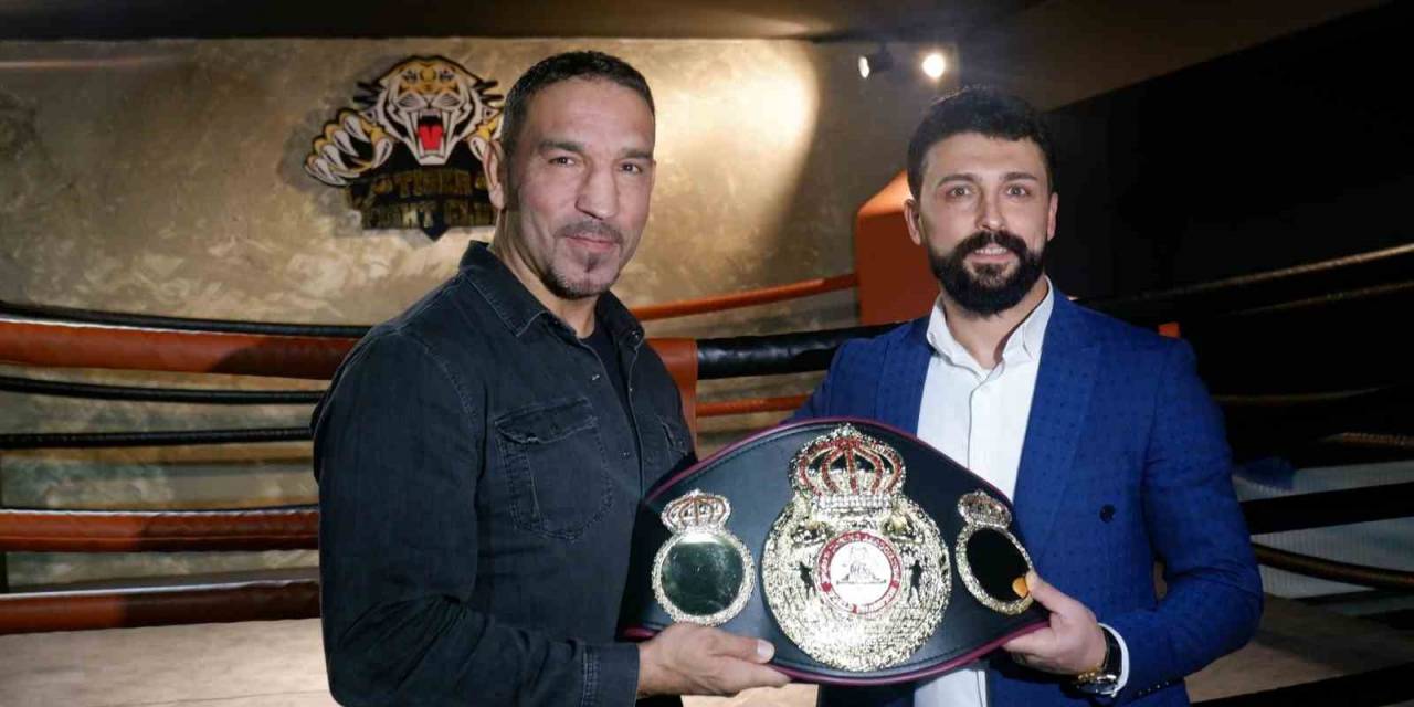 Dünya Şampiyonu Boksör Fırat Arslan’dan Vefa Örneği