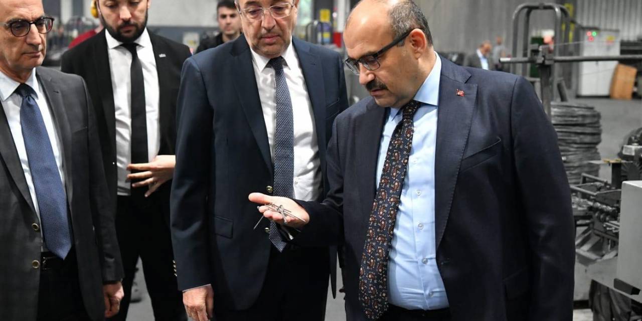 Vali İsmail Ustaoğlu’ndan Fabrika Ziyareti
