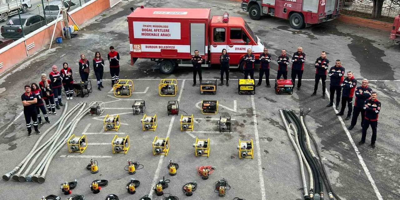 Burdur İtfaiyesi Ani Yağış Ve Su Baskınlarına Karşı Teyakkuza Geçti