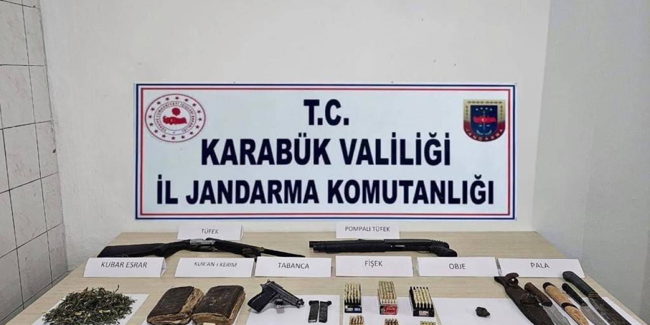 Uyuşturucu, Tarihi Eser Ve Silahla Yakalandı