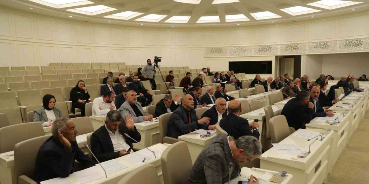 Büyükşehir Belediyesi’nden Ampüte Sporculara Büyük Ödül