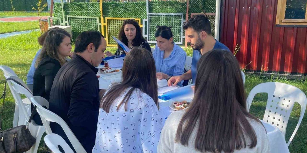 Otizm Spor Ve Yaşam Evi’nde Süreç Değerlendirme Toplantıları Devam Ediyor