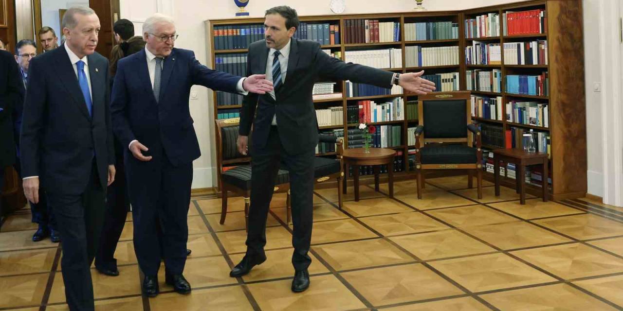 Cumhurbaşkanı Erdoğan’ın Almanya Cumhurbaşkanı Steinmeier’le Görüşmesi Başladı