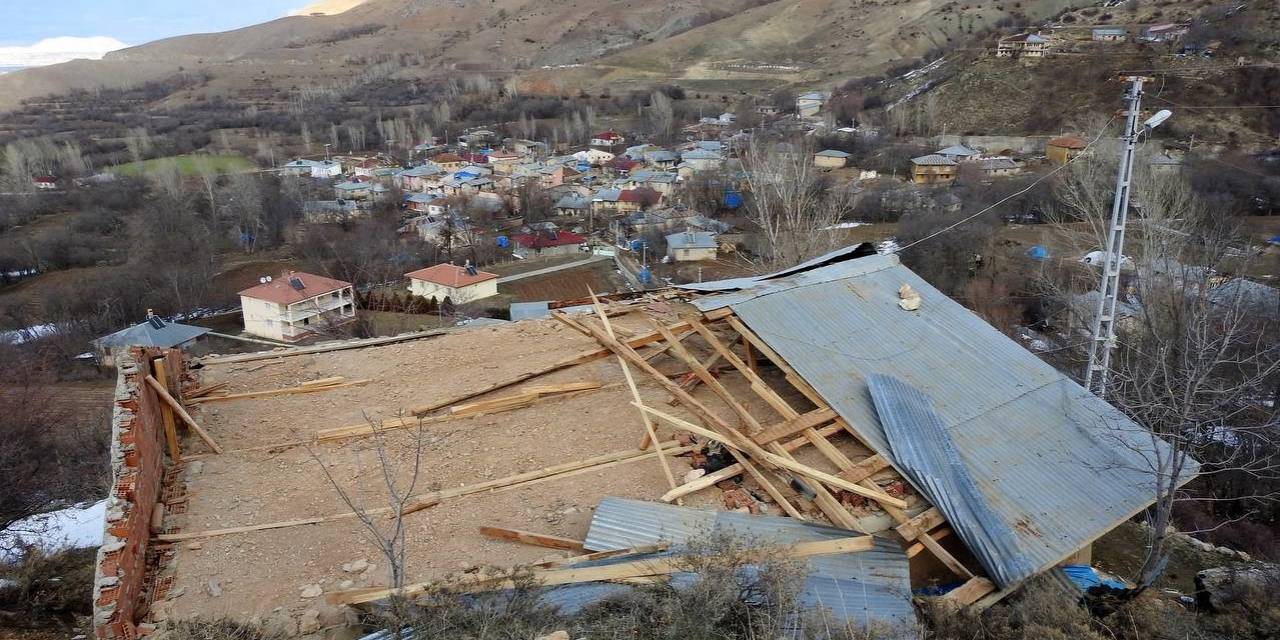 Meteorolojiden Bayburt İçin Kuvvetli Rüzgar Uyarısı