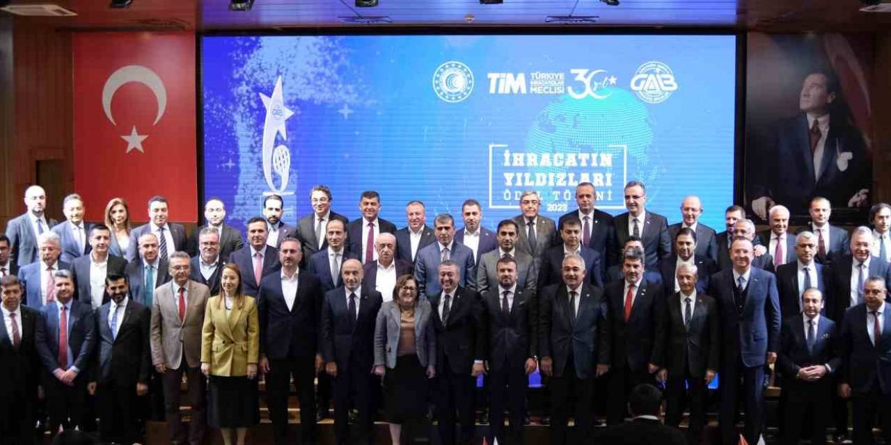 Sanko Dış Ticaret Aş. Ve Sanko Tekstil’e İhracatın Yıldızı Ödülü