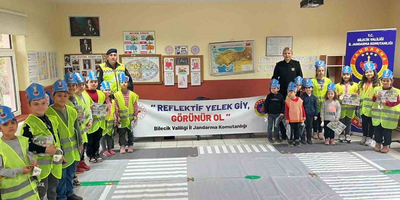 Trafik Jandarmadan ‘’okulumda Güvendeyim’’ Projesi