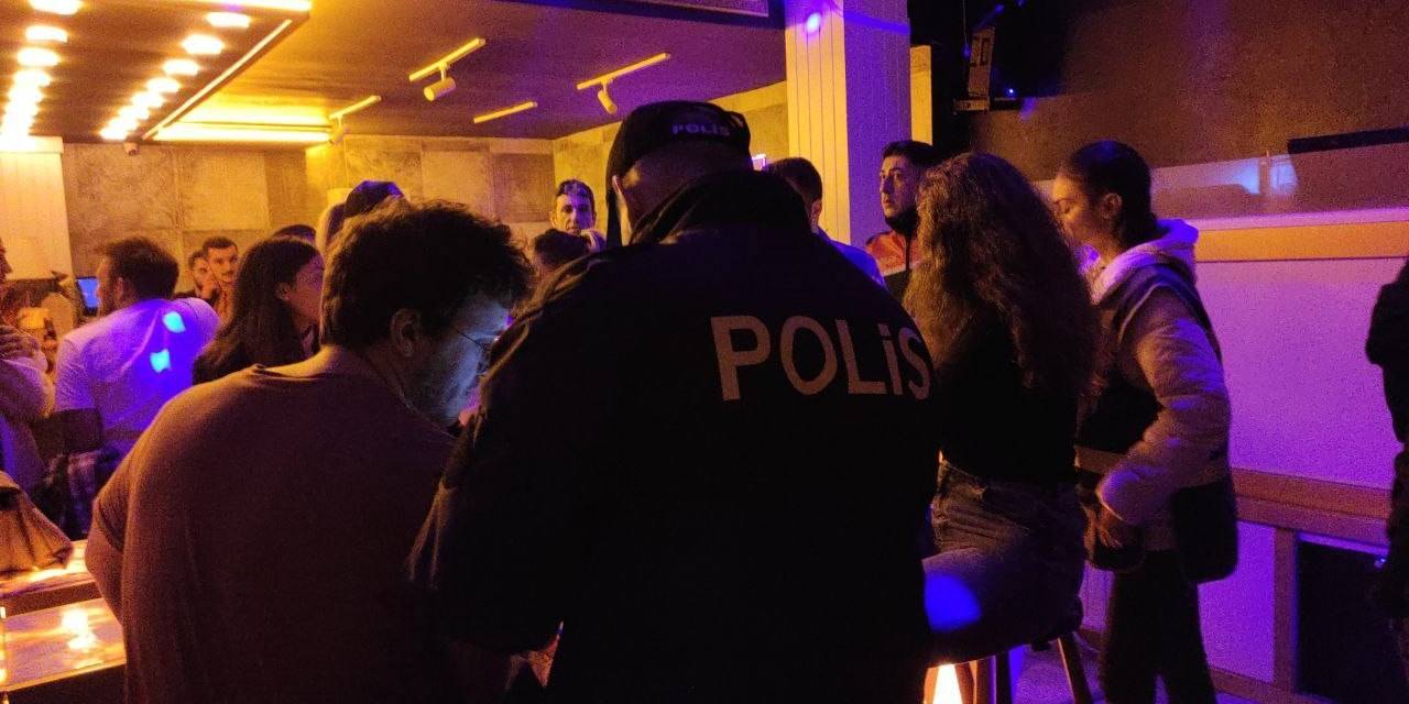 Husumetlilerini Silahlarla Sokaklarda Aramışlar