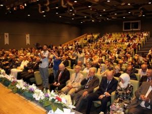 Arınç, Yalova Üniversitesi’nin Akademik Yıl Açılışına Katıldı