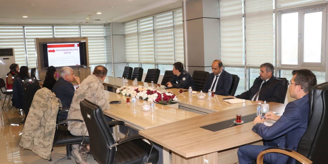 Tutak Kaymakamı Adıbelli, İlçede Bir Dizi Ziyaret Gerçekleştirdi