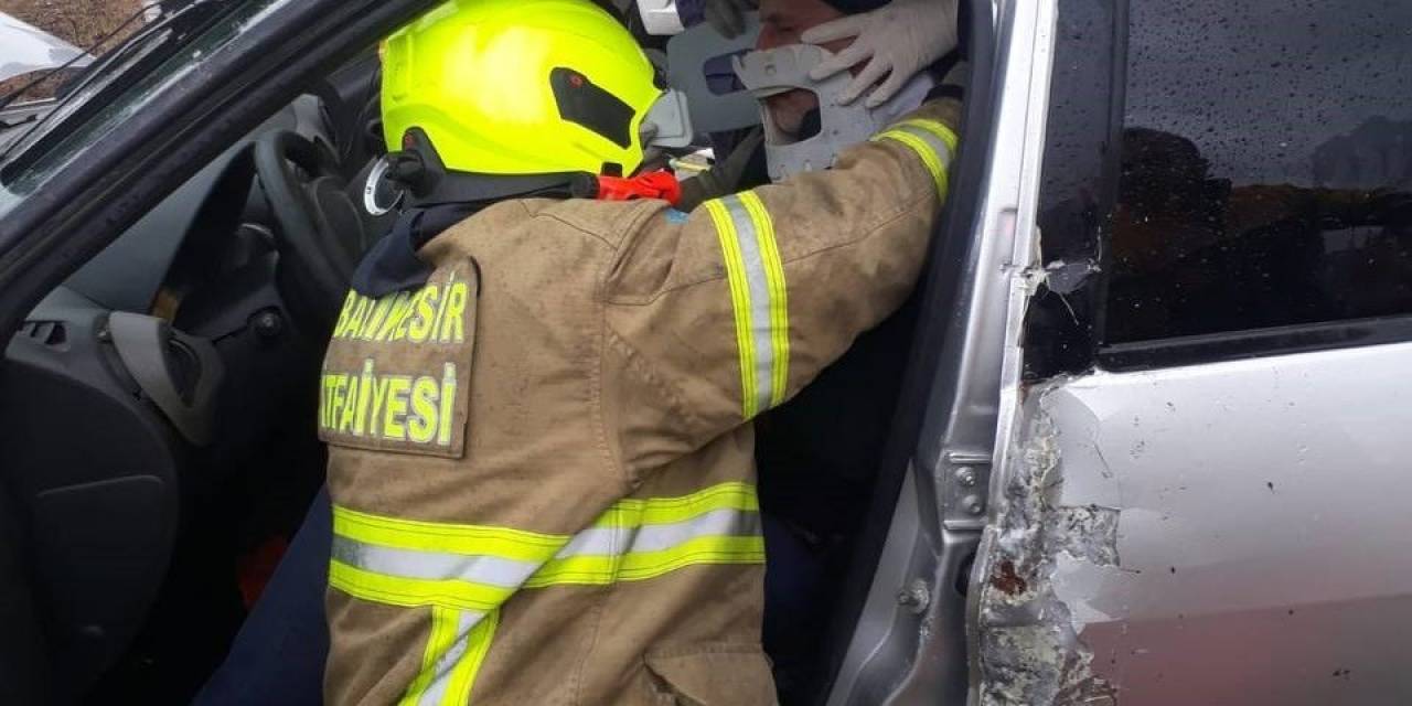 Bandırma - Bursa Karayolu Üzerinde Trafik Kazası: 1 Yaralı