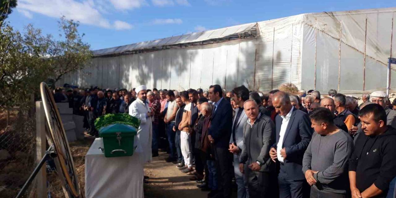 Şehit Babası Son Yolculuğuna Uğurlandı