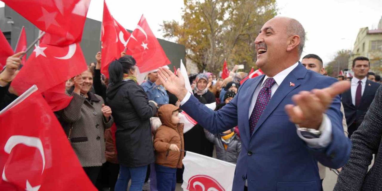 Başkan Türkyılmaz: "Türkiye’de Parmakla Gösterilen Örnek İlçeyiz"