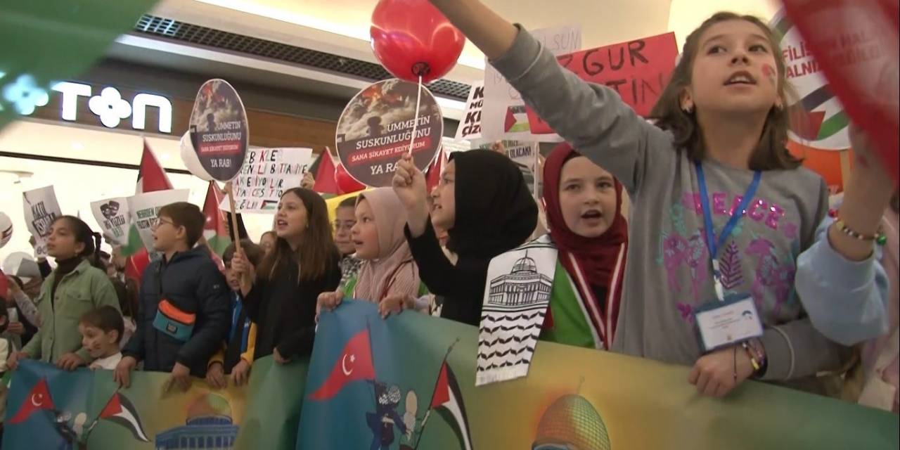 Kütahyalı Çocuklar, Filistinli Akranlarına Destek İçin Yürüdü