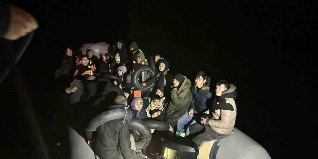 Ayvacık Açıklarında 43 Kaçak Göçmen Yakalandı