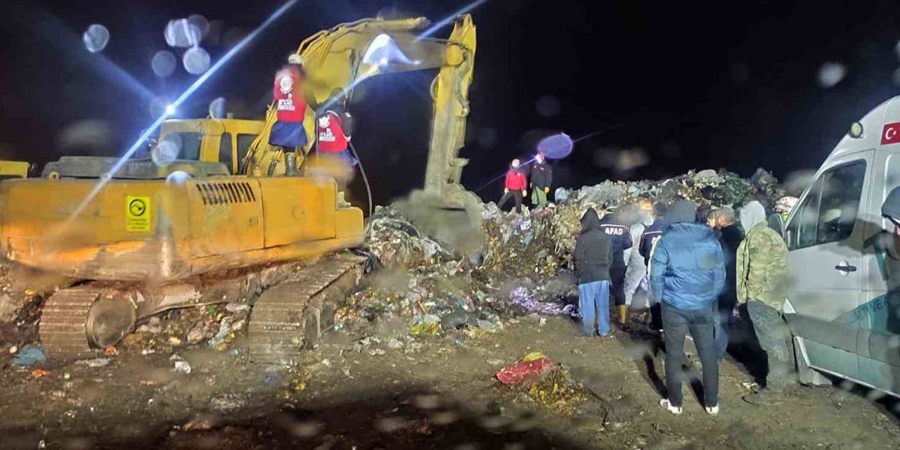 Belediye İşçisi Çöplükte Kayboldu, Arama Çalışmaları Başladı