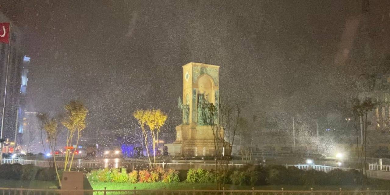 İstanbul’da Mevsimin İlk Kar Yağışı Etkili Olmaya Başladı