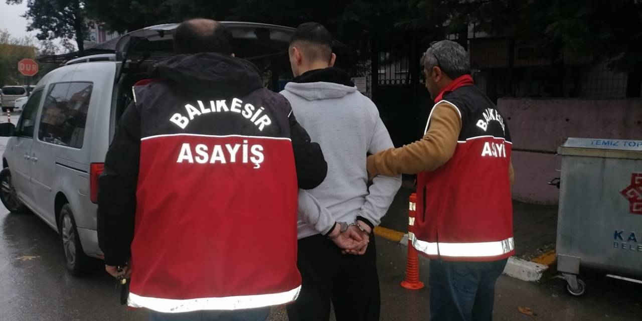 20 Yıl Hapis Cezası Olan Zanlı Kız Arkadaşının Evinde Yakalandı